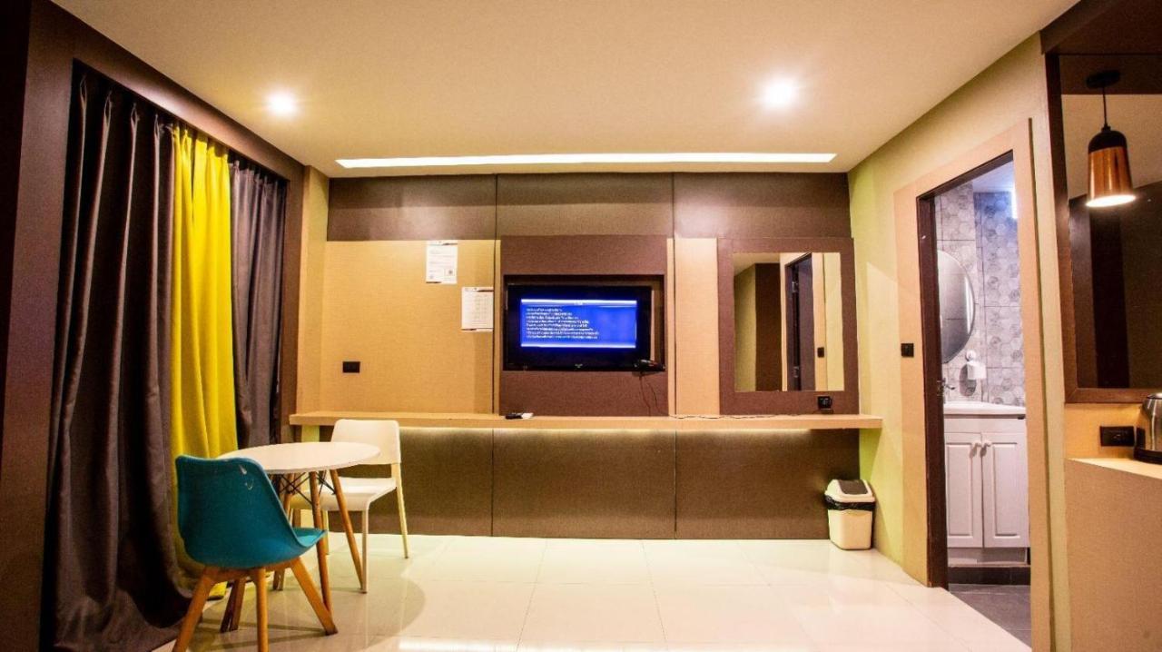 Grande Classic By Goad Avadhess Hospitality 1 Km Walking Street Pattaya Beach Extérieur photo