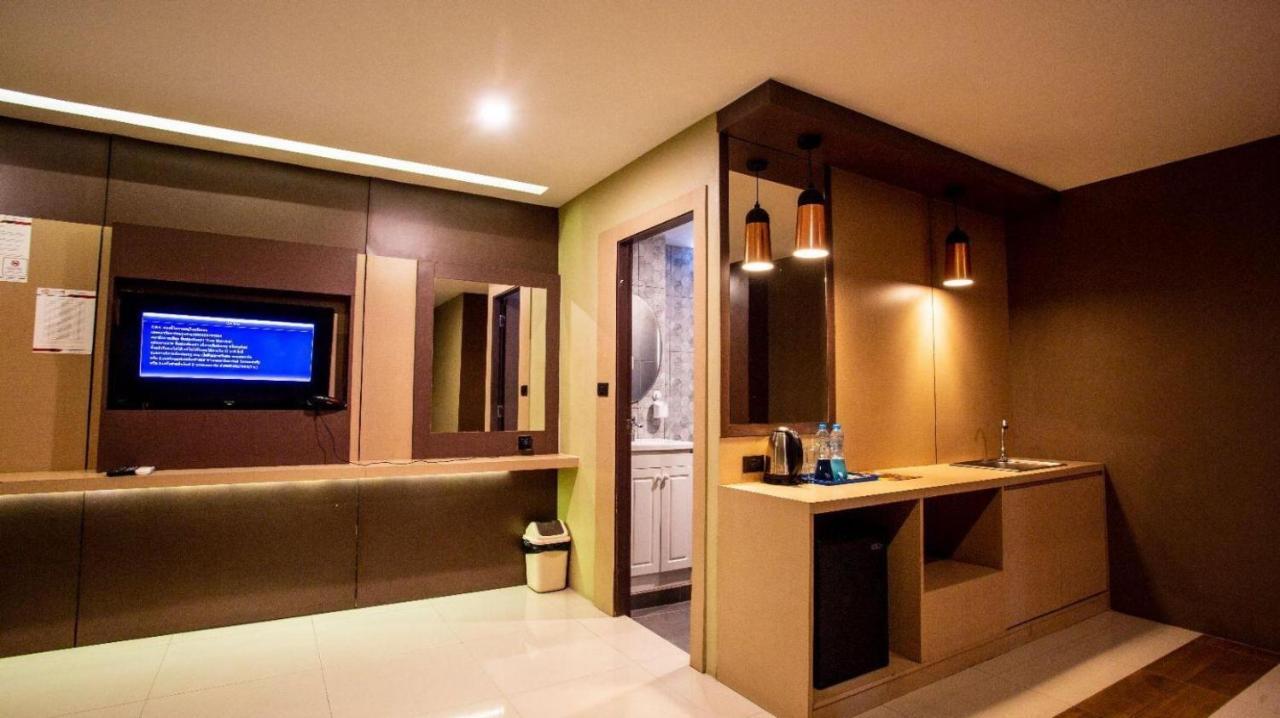 Grande Classic By Goad Avadhess Hospitality 1 Km Walking Street Pattaya Beach Extérieur photo