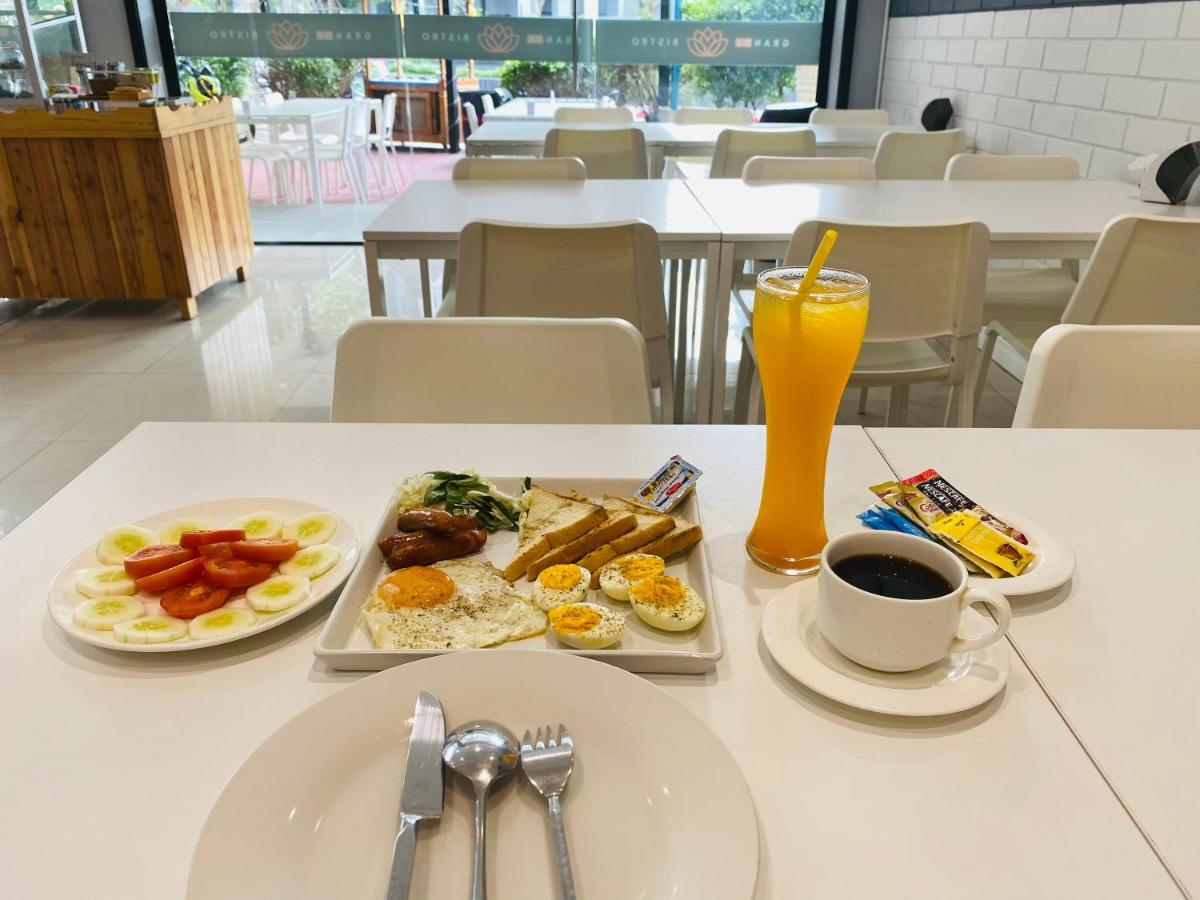 Grande Classic By Goad Avadhess Hospitality 1 Km Walking Street Pattaya Beach Extérieur photo